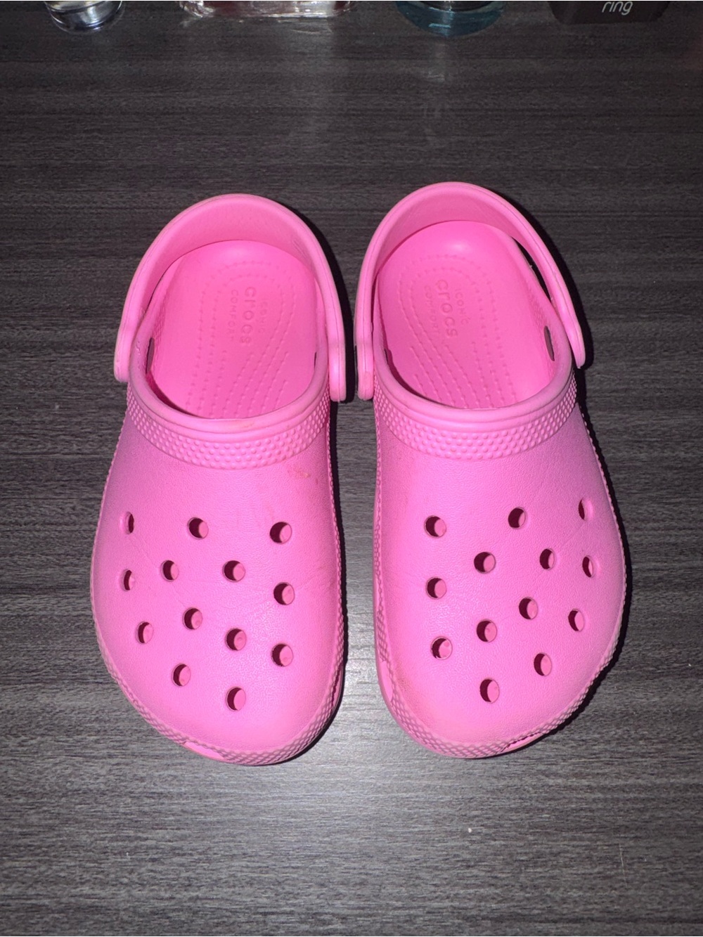 CROCS Kids Classic Clog in Bright Pink
